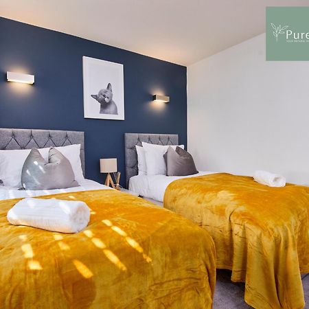 Beautiful Four Bed House By Purestay Short Lets & Serviced Accommodation Coventry With Parking Екстериор снимка