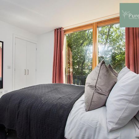 Beautiful Four Bed House By Purestay Short Lets & Serviced Accommodation Coventry With Parking Екстериор снимка