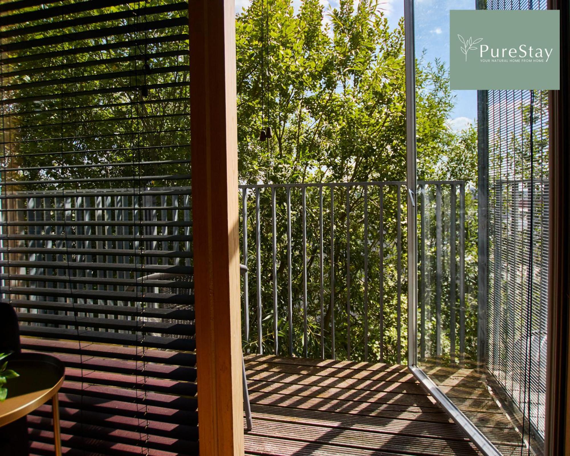 Beautiful Four Bed House By Purestay Short Lets & Serviced Accommodation Coventry With Parking Екстериор снимка
